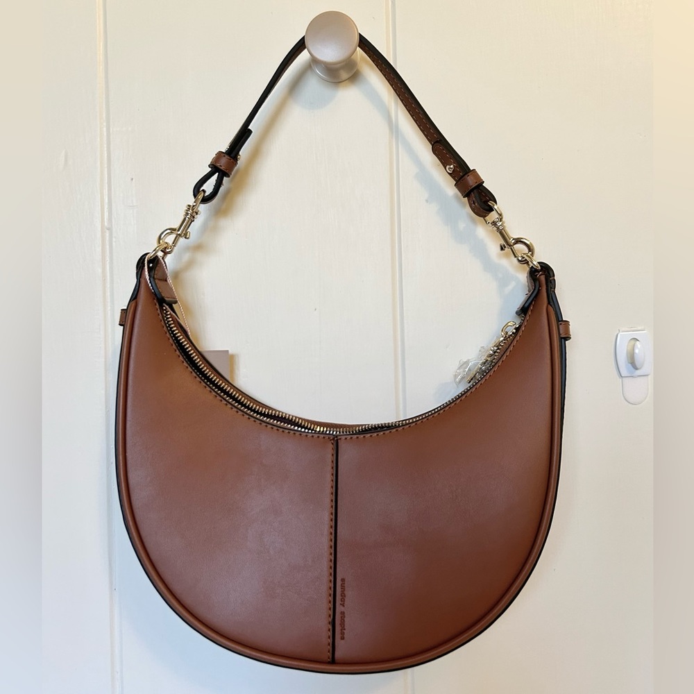 Sunday Staples Selene Crescent bag